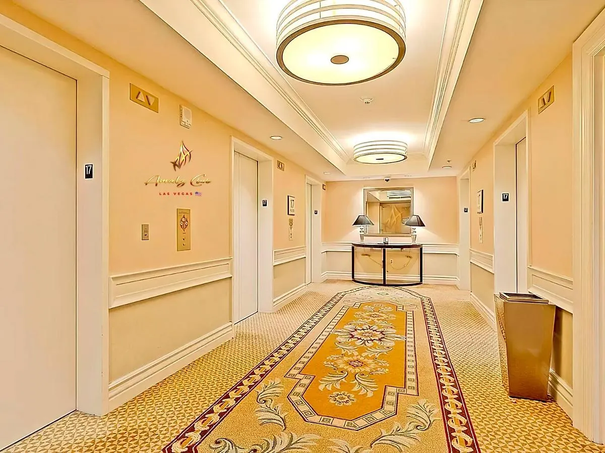 Amalz 2 Bedroom 3 Bathroom Balcony Suites At Mgm Signature ! Лас-Вегас